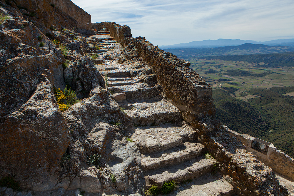 Château de Quéribus - Aude - 2021 un escalier de la deuxième enceinte du château de Queribus