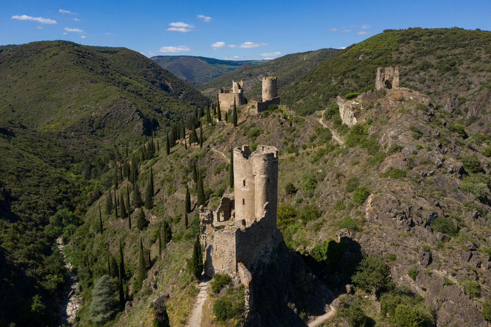 les-châteaux-de-lastours les 4 châteaux de Lastours