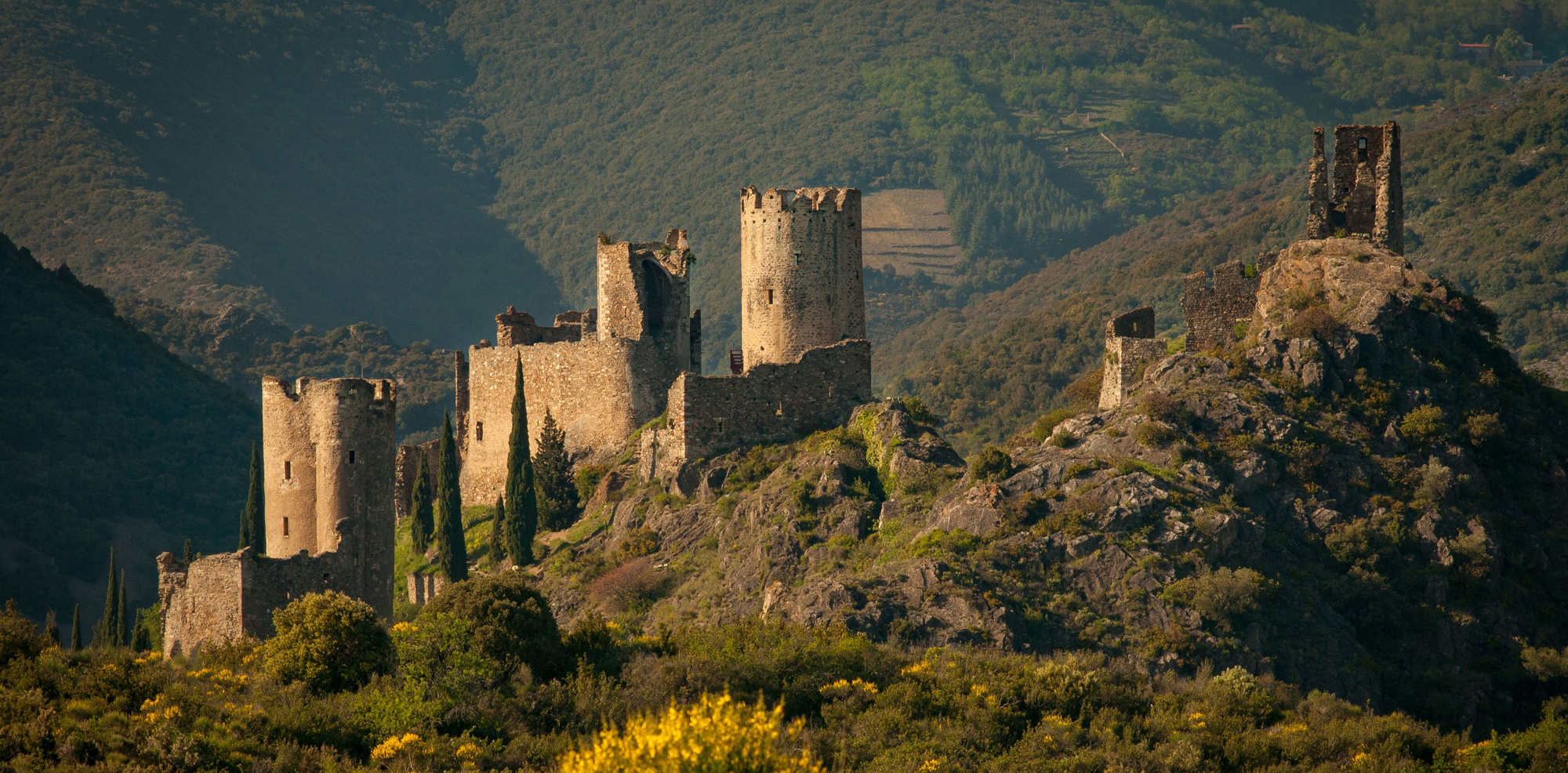 en-tete-lastours Vue sur les châteaux de Lastours